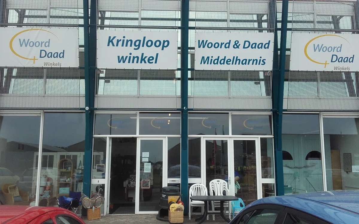 Kringloopwinkel Kringloopwinkel Woord en Daad in Middelharnis