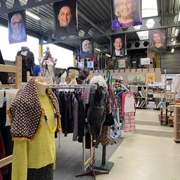 Bezoeker foto van Kringloopwinkel Woord&Daad Haarlem in Haarlem