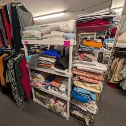 Bezoeker foto van Kringloopwinkel Zaanstreek in Zaandam