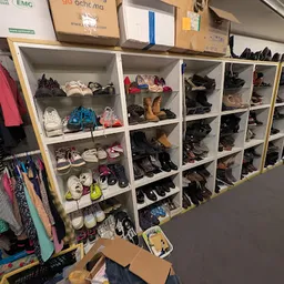 Bezoeker foto van Kringloopwinkel Zaanstreek in Zaandam