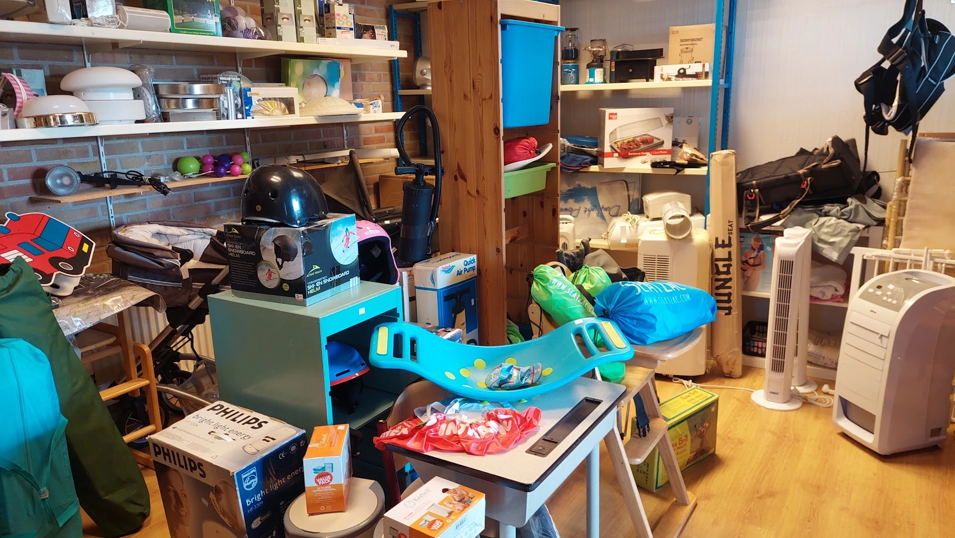 Kringloopwinkel Kringloopwinkel KringLopik in Lopik