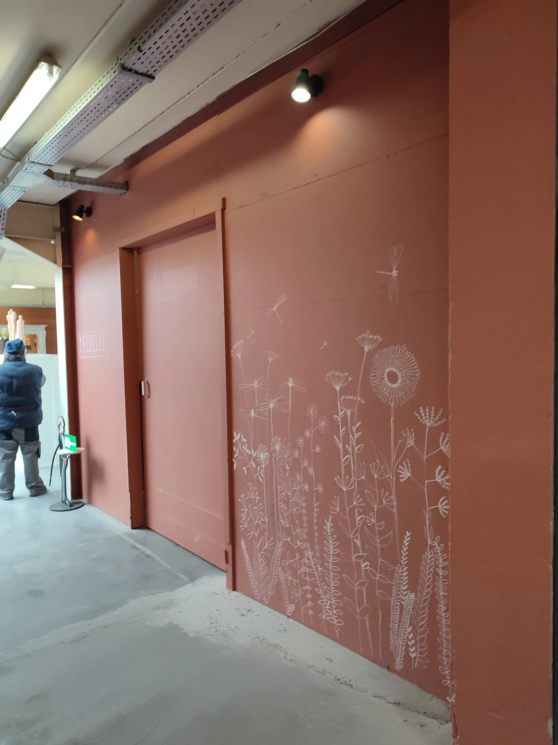 Kringloopwinkel Kringloopwinkel Kringwinkel De Cirkel Zelzate in Zelzate