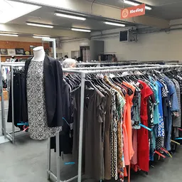 Bezoeker foto van Kringloopwinkel Kringwinkel De Cirkel Zelzate in Zelzate