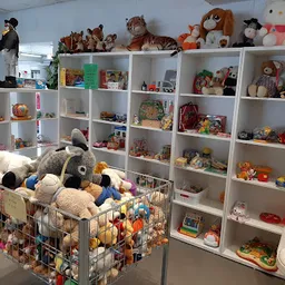 Bezoeker foto van Kringloopwinkel Kringwinkel De Cirkel Zelzate in Zelzate