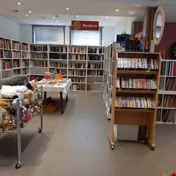 Bezoeker foto van Kringloopwinkel Kringwinkel De Cirkel Zelzate in Zelzate