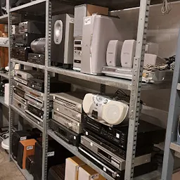 Bezoeker foto van Kringloopwinkel Kringwinkel Infini in Echt