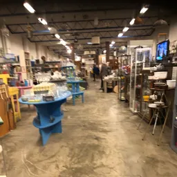 Bezoeker foto van Kringloopwinkel Kringwinkel Infini in Echt