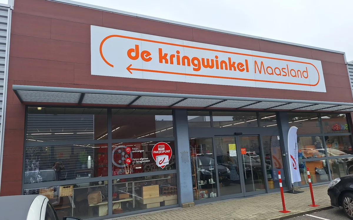 Kringloopwinkel Kringloopwinkel Kringwinkel Maasland in Lanaken