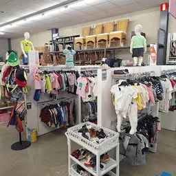 Bezoeker foto van Kringloopwinkel Kringwinkel Maasland in Lanaken