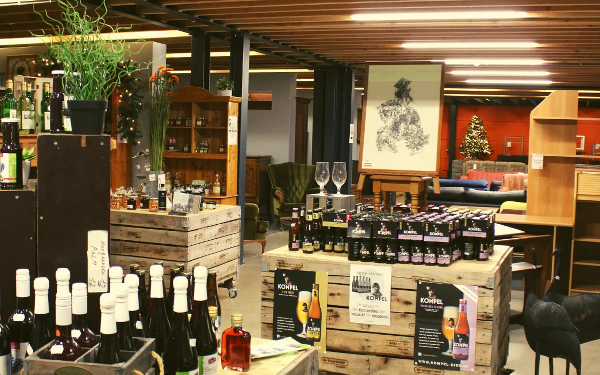 Kringloopwinkel Kringwinkel Maasland - Maasmechelen ( De Burenwinkel) in Maasmechelen