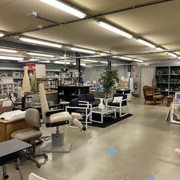 Bezoeker foto van Kringwinkel Maasland - Maasmechelen ( De Burenwinkel) in Maasmechelen