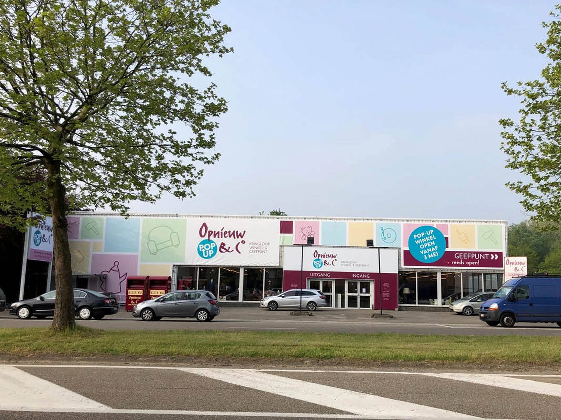 Kringloopwinkel Kringloopwinkel Kringwinkel Opnieuw & Co vzw in Lier