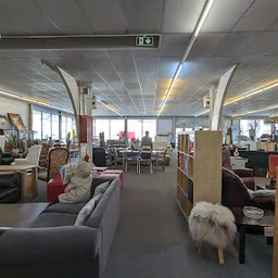 Bezoeker foto van Kringloopwinkel Kringwinkel Opnieuw & Co vzw in Lier