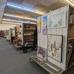 Bezoeker foto van Kringloopwinkel Kringwinkel Opnieuw & Co vzw in Lier