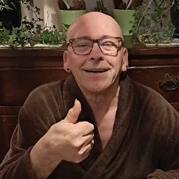 Bezoeker foto van Kringloopwinkel Kringwinkel Opnieuw & Co vzw in Lier