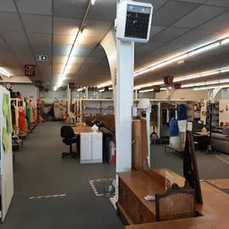 Bezoeker foto van Kringloopwinkel Kringwinkel Opnieuw & Co vzw in Lier