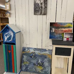 Bezoeker foto van Kringloopwinkel Kringwinkel Opnieuw & Co vzw in Lier