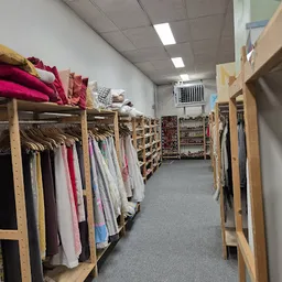 Bezoeker foto van Kringloopwinkel Kringwinkel Opnieuw & Co vzw in Lier