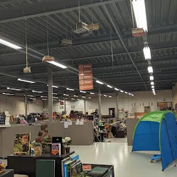 Bezoeker foto van Kringloopwinkel Kringwinkel Stroom (Meubelen) in Aalst