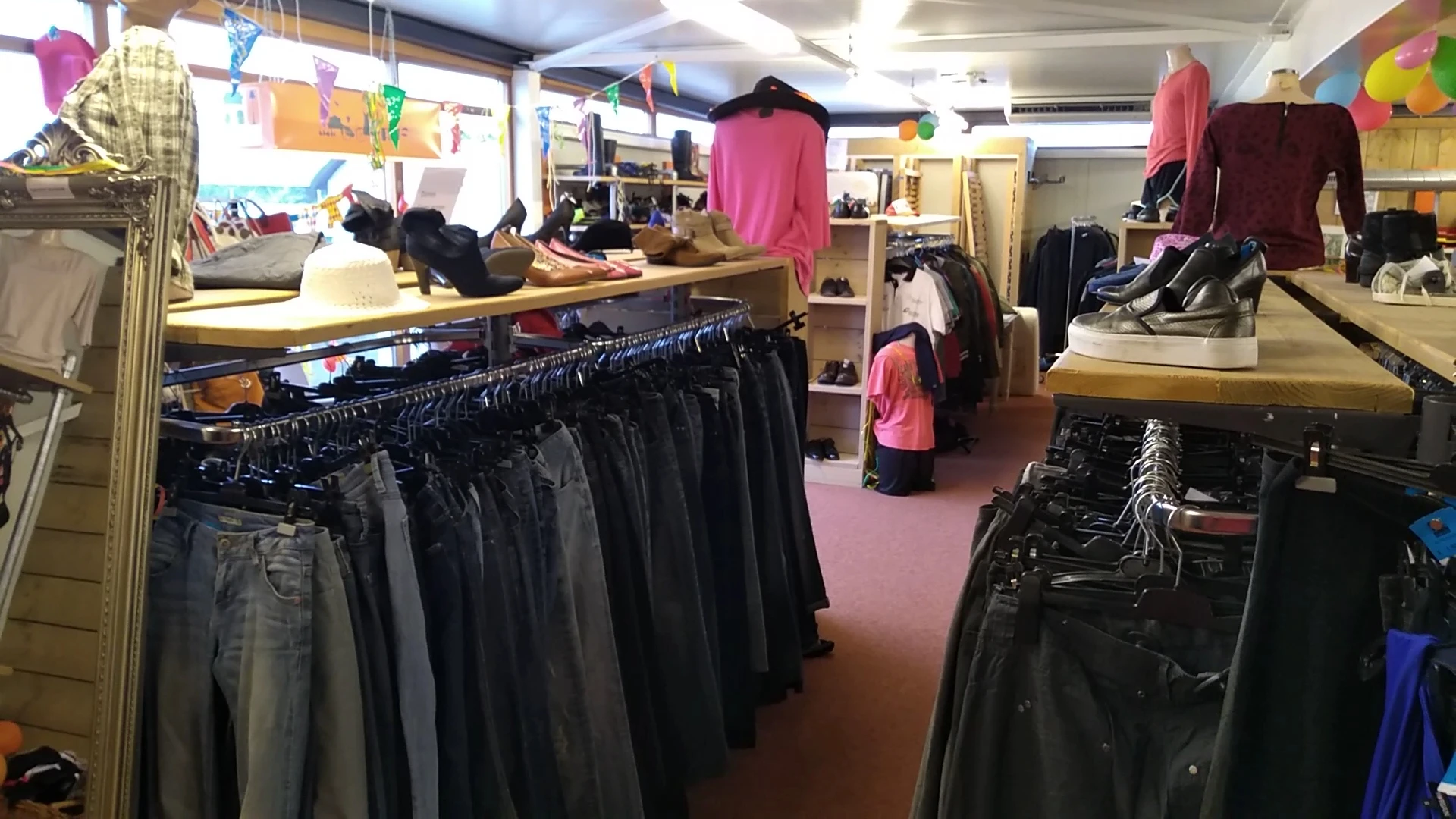 Kringloopwinkel Kringloopwinkel La Poubelle Goirle in Goirle