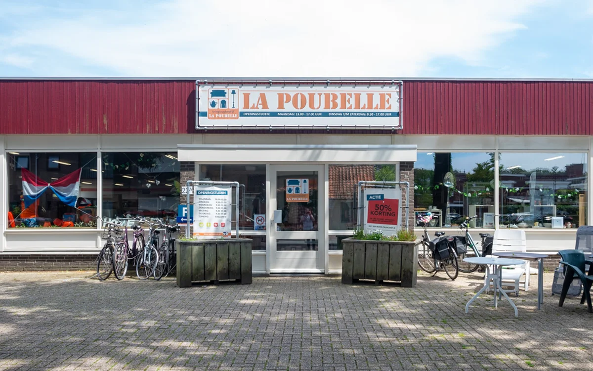 Kringloopwinkel Kringloopwinkel La Poubelle, Rijen in Rijen