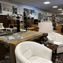 Bezoeker foto van Kringloopwinkel La Poubelle Tilburg in Tilburg