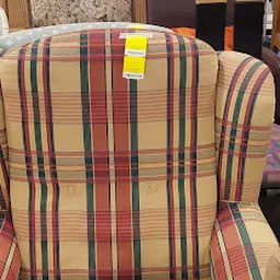 Bezoeker foto van Kringloopwinkel La Poubelle Tilburg in Tilburg