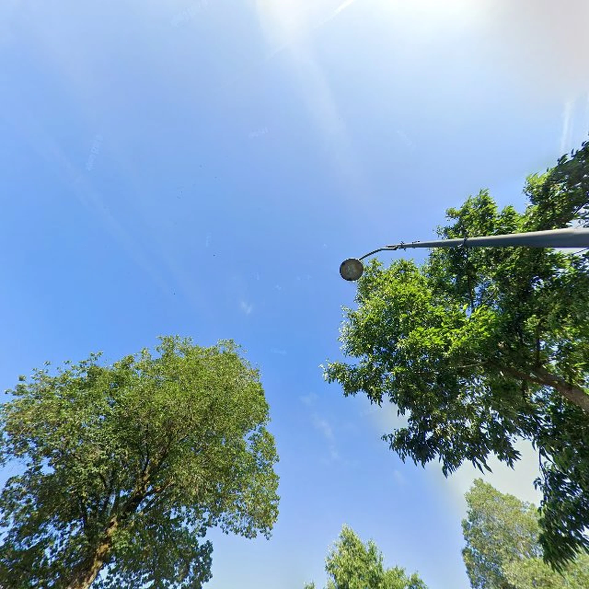 Kringloopwinkel Kringloopwinkel Leger Des Heils Kledingwinkel Eindhoven in Eindhoven