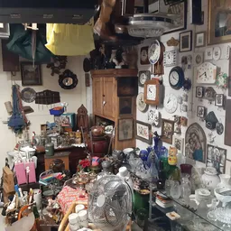 Kringloopwinkel Leo's Snuffelschuur in Kerkdriel