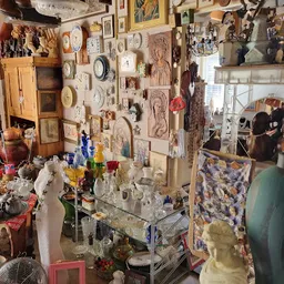 Bezoeker foto van Leo's Snuffelschuur in Kerkdriel