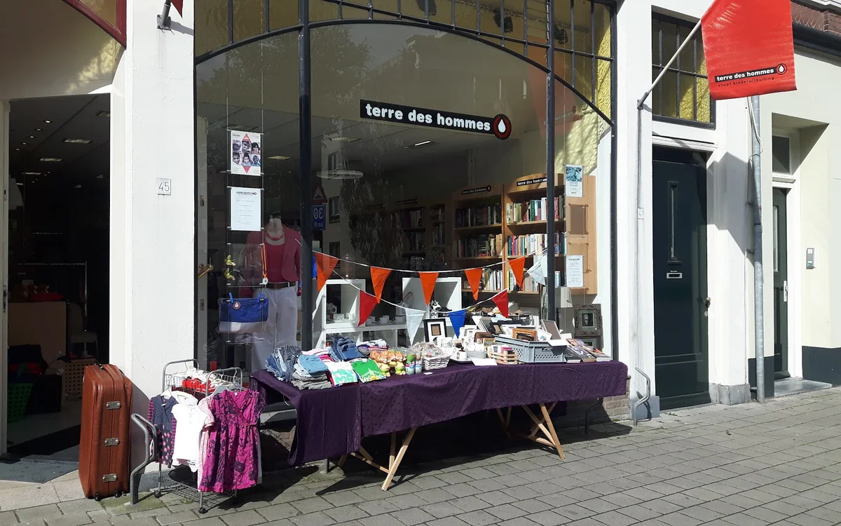 Kringloopwinkel Kringloopwinkel Lepra winkel Deventer in Deventer