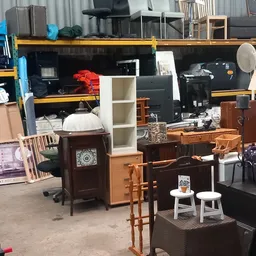 Kringloopwinkel Kringloopwinkel Leuke spullen Vlissingen in Vlissingen