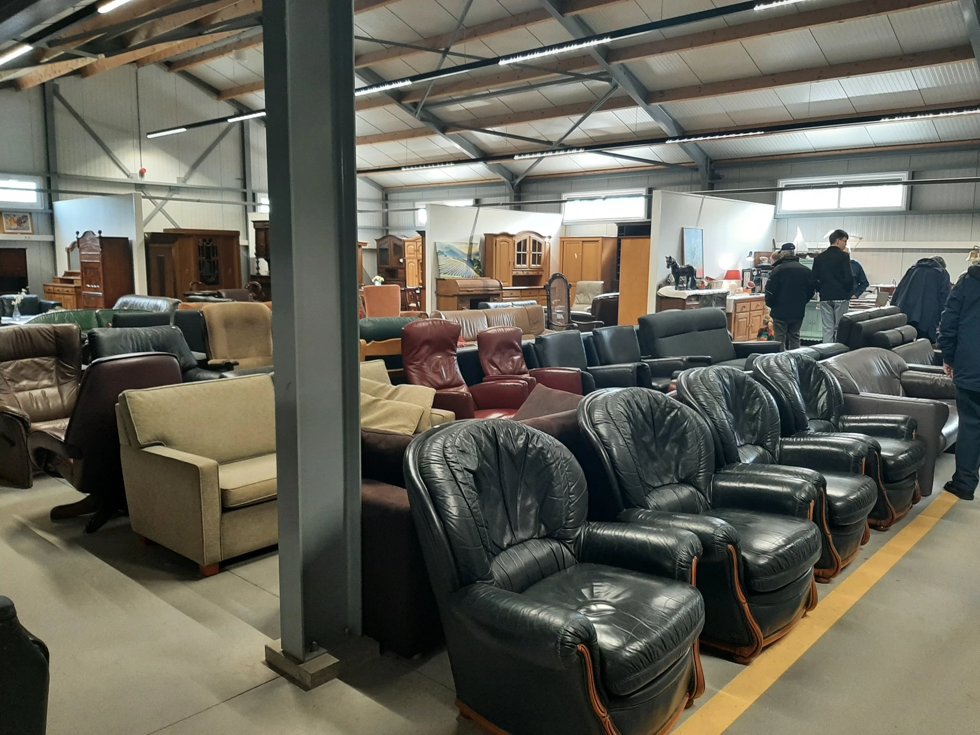 Bezoeker foto van Kringloopwinkel Lichtpuntloods in Kollumersweach