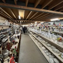 Bezoeker foto van Kringloopwinkel Lichtpuntloods in Kollumersweach