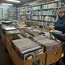 Bezoeker foto van Kringloopwinkel Lichtpuntloods in Kollumersweach