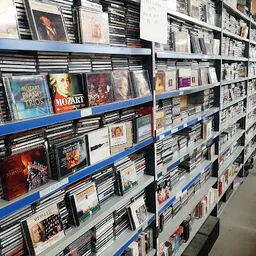 Bezoeker foto van Kringloopwinkel Lichtpuntloods in Kollumersweach