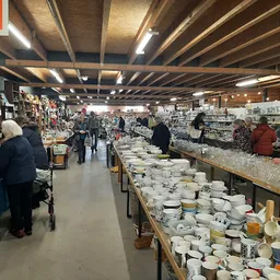 Bezoeker foto van Kringloopwinkel Lichtpuntloods in Kollumersweach