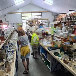 Kringloopwinkel LoodsW in Lunteren