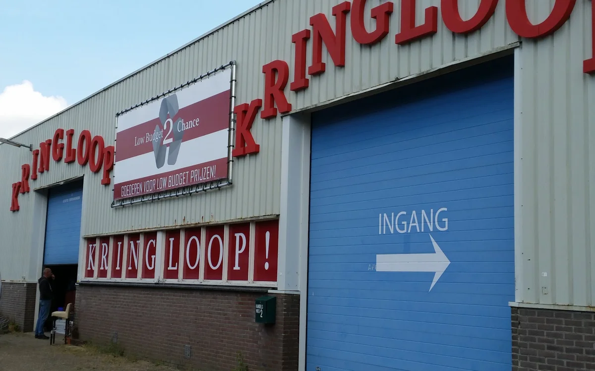 Kringloopwinkel Kringloopwinkel Lowbudget 2 chance in Emmen