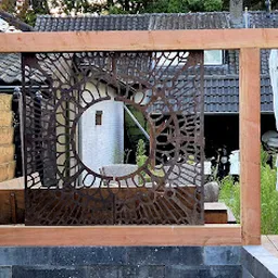 Bezoeker foto van Kringloopwinkel Lycka Secondhand Emmen in Emmen