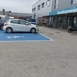 Bezoeker foto van M-accent Kringloopwinkel Eeklo in Eeklo