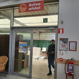 Bezoeker foto van M-accent Kringloopwinkel Eeklo in Eeklo