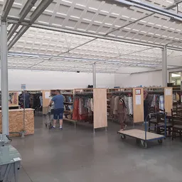 Bezoeker foto van M-accent Kringloopwinkel Eeklo in Eeklo