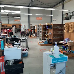 Bezoeker foto van M-accent Kringloopwinkel Maldegem in Maldegem