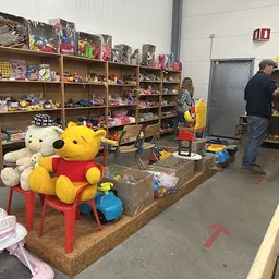 Bezoeker foto van M-accent Kringloopwinkel Maldegem in Maldegem