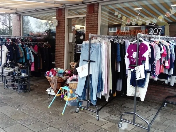 Kringloopwinkel Kringloopwinkel Mainstreet 207 Overdinkel in Overdinkel