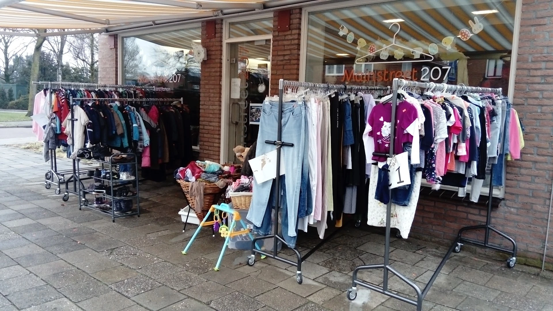 Kringloopwinkel Kringloopwinkel Mainstreet 207 Overdinkel in Overdinkel