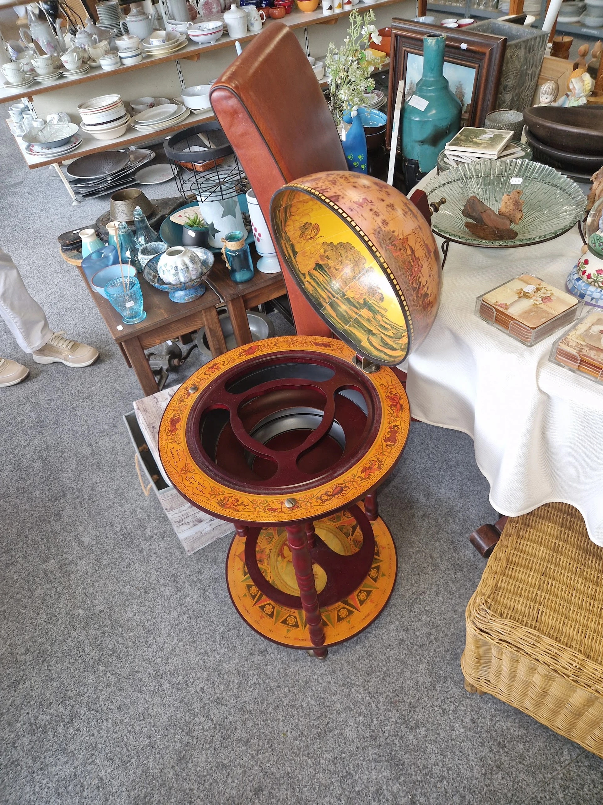 Bezoeker foto van Kringloopwinkel MalawiShop Zundert in Zundert