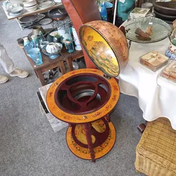 Bezoeker foto van Kringloopwinkel MalawiShop Zundert | De kringloper van Zundert in Zundert