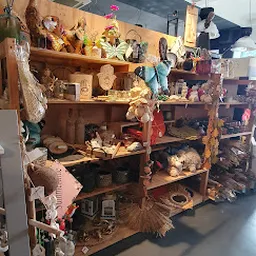 Bezoeker foto van Kringloopwinkel mijnTafel Emmen in Emmen